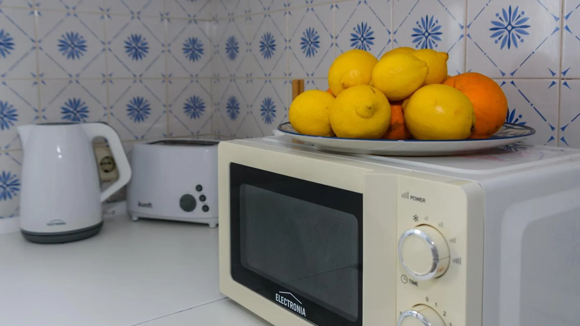 Hillside Studio With Sea View & Fibre Internet Albufeira Appartement